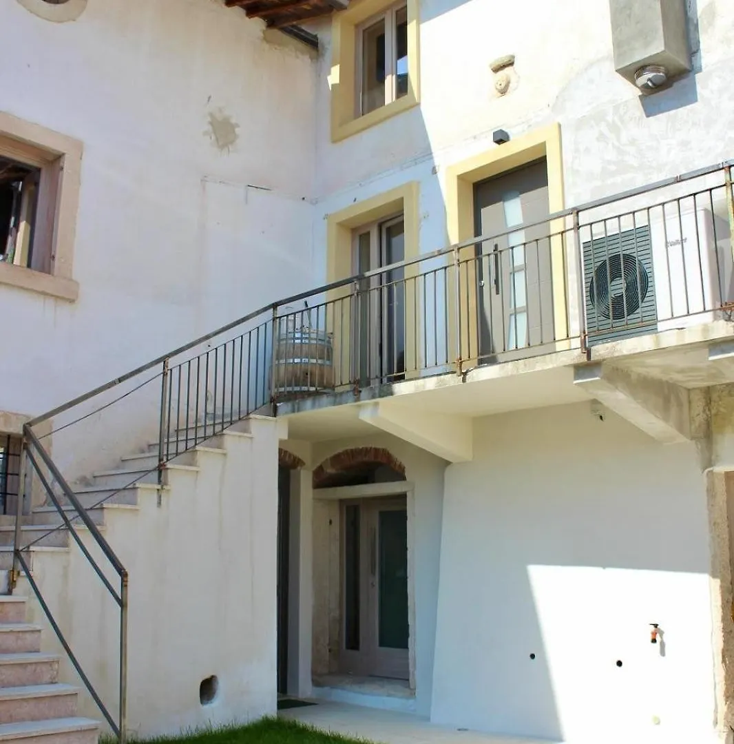 La Moretta Suite Rustic Apartment Negrar